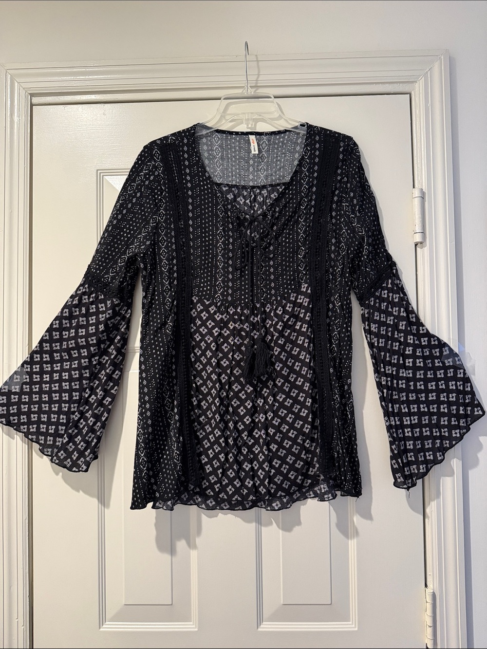 Boho Babydoll Coquette Black Patterned Peasant Top Tassel Tie Bell Sleeve 70s L